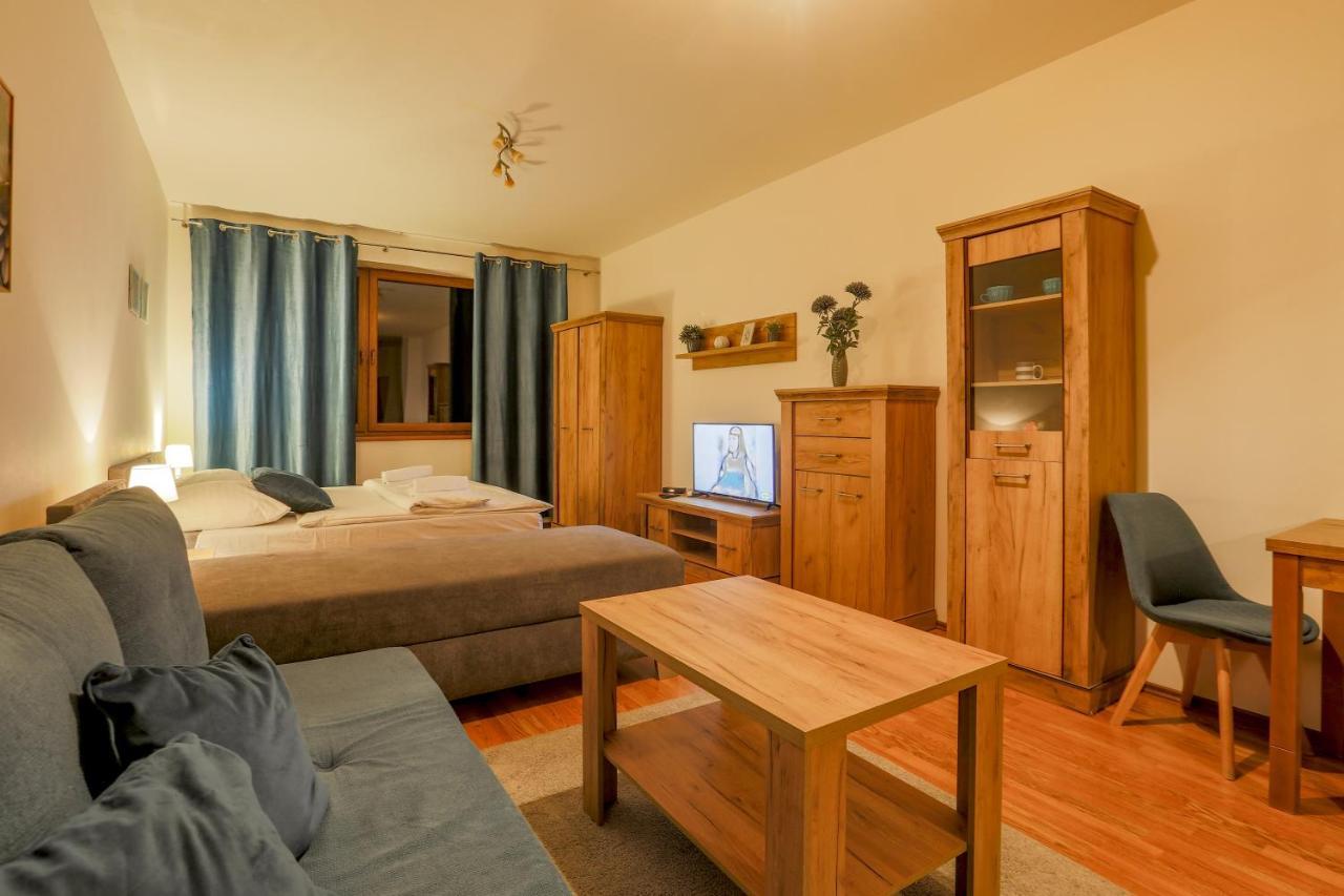 Apartmany Fatrapark 1 S Wellnessom Hrabovska Dolina 鲁容贝罗克 外观 照片