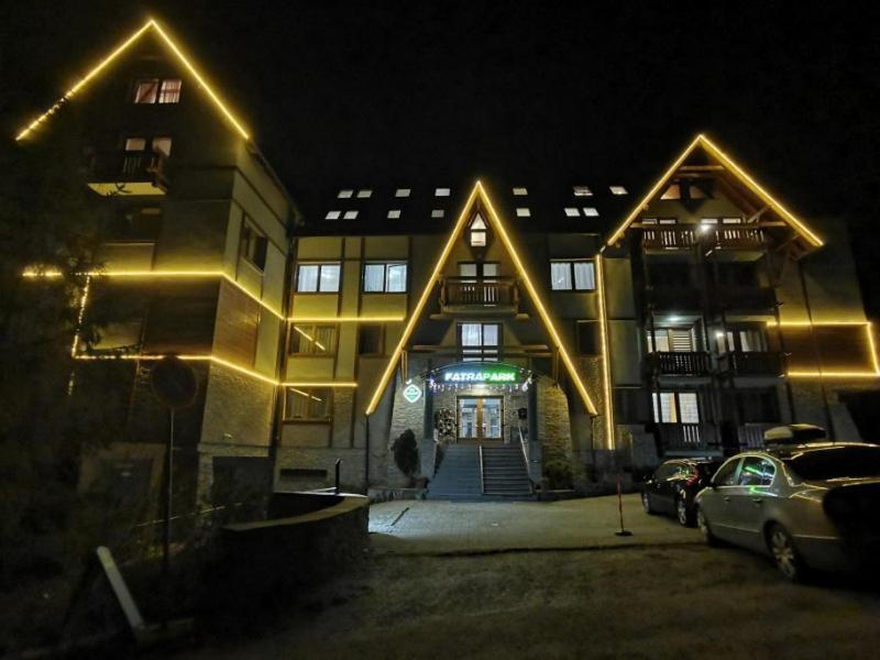 Apartmany Fatrapark 1 S Wellnessom Hrabovska Dolina 鲁容贝罗克 外观 照片